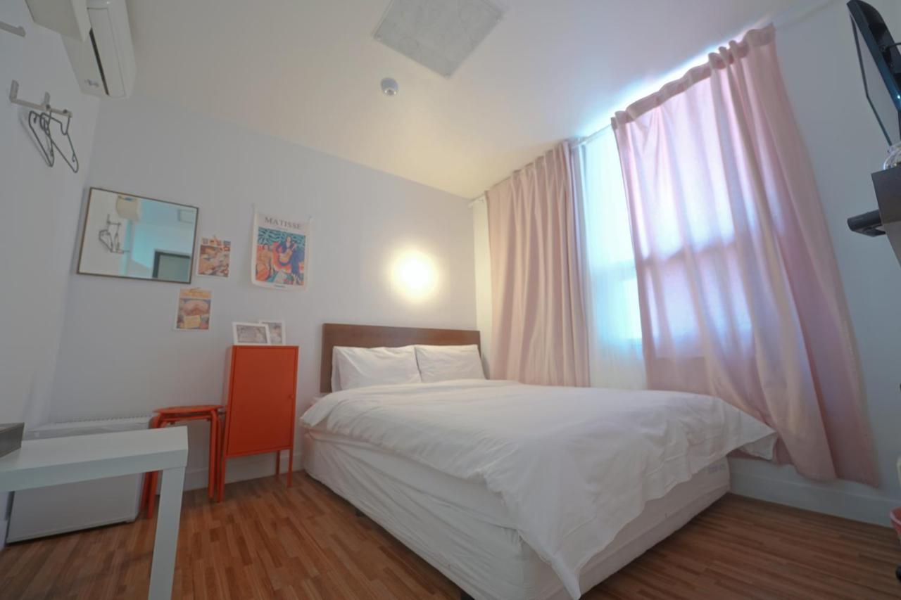 Ekonomy Haeundae Hostel Busan Exterior photo