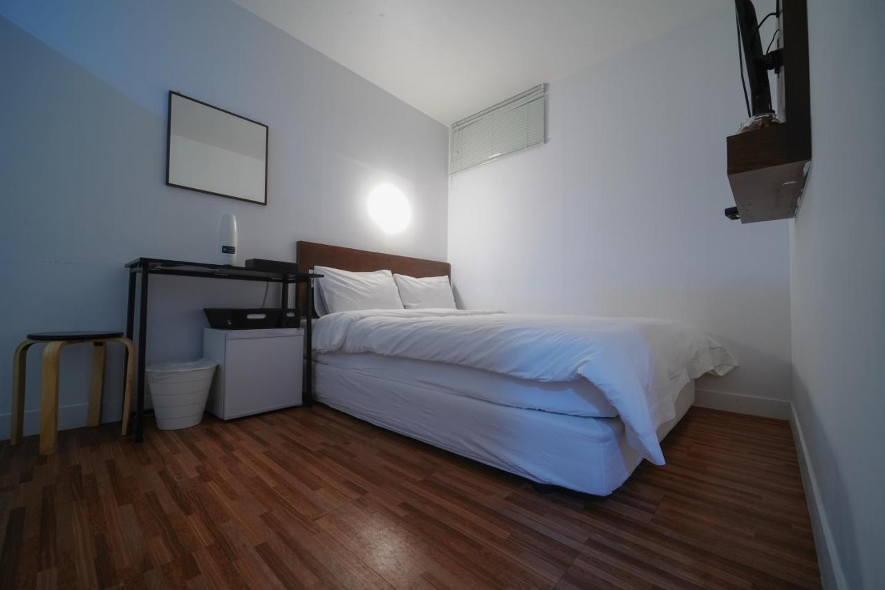 Ekonomy Haeundae Hostel Busan Exterior photo