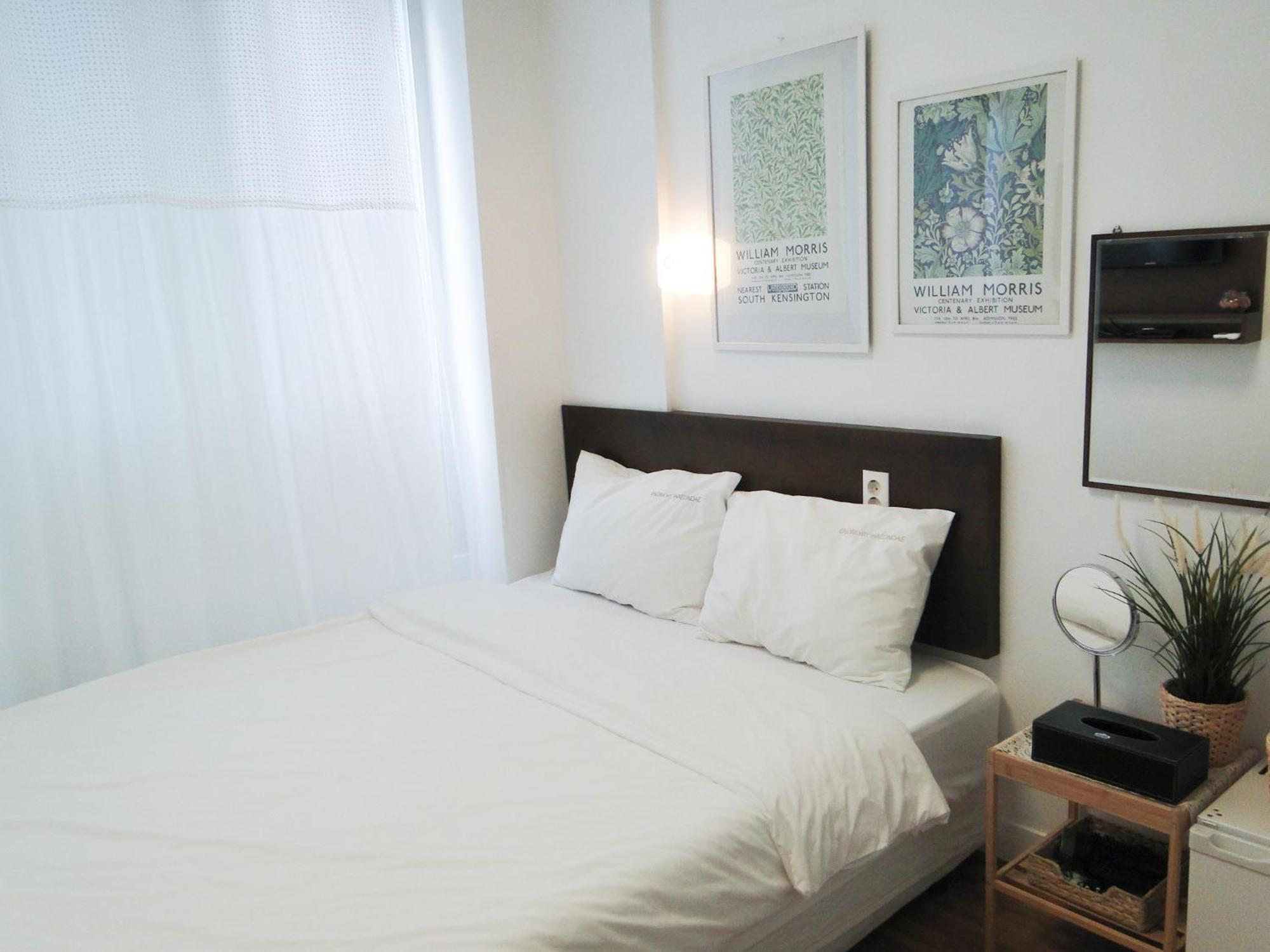 Ekonomy Haeundae Hostel Busan Exterior photo