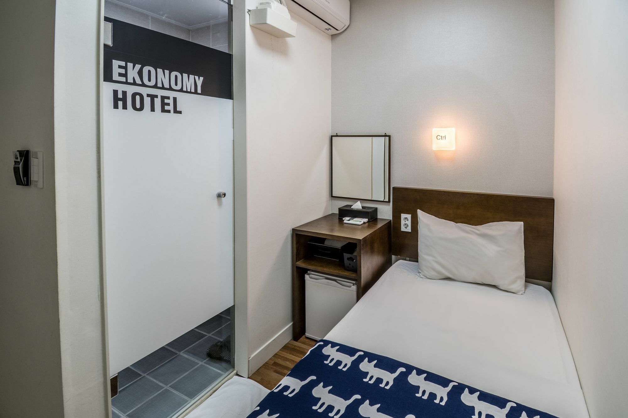 Ekonomy Haeundae Hostel Busan Exterior photo
